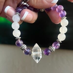 Double point crystal quartz crystal with amethyst & white agate gemstones beads